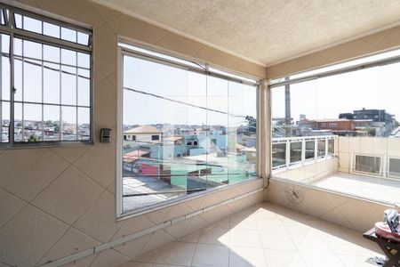 Casa à venda com 200m², 2 quartos e 4 vagasÁrea de Serviço