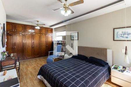 Apartamento à venda com 234m², 3 quartos e 2 vagas Apartamento à venda com 234m², 3 quartos e 2 vagasSuíte 1 - Quarto