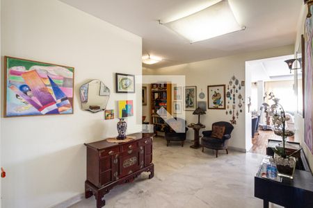 Apartamento à venda com 234m², 3 quartos e 2 vagas Apartamento à venda com 234m², 3 quartos e 2 vagasSala - Entrada