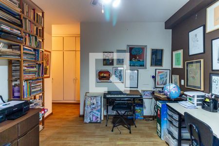 Apartamento à venda com 234m², 3 quartos e 2 vagas Apartamento à venda com 234m², 3 quartos e 2 vagasSuíte 3 - Quarto