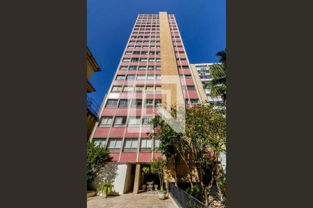 Apartamento à venda com 234m², 3 quartos e 2 vagas Apartamento à venda com 234m², 3 quartos e 2 vagasFachada