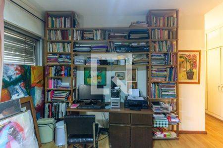 Apartamento à venda com 234m², 3 quartos e 2 vagas Apartamento à venda com 234m², 3 quartos e 2 vagasSuíte 3 - Quarto