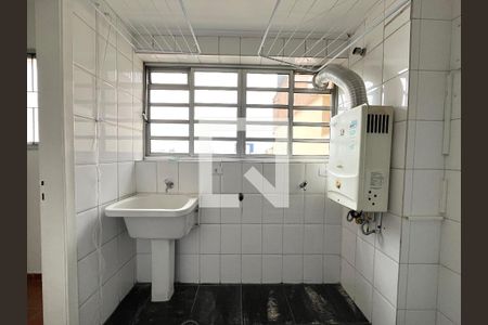 Apartamento à venda com 187m², 3 quartos e 2 vagas Apartamento à venda com 187m², 3 quartos e 2 vagasÁrea de Serviço