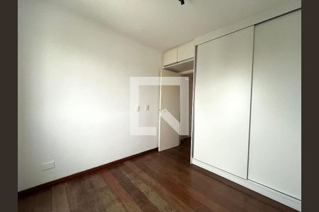 Apartamento à venda com 187m², 3 quartos e 2 vagas Apartamento à venda com 187m², 3 quartos e 2 vagasQuarto 2