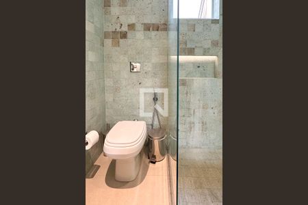 Studio à venda com 30m², 1 quarto e sem vaga Studio à venda com 30m², 1 quarto e sem vagaBanheiro