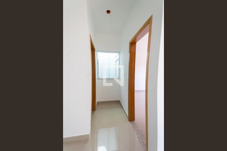 Casa de condomínio para alugar com 60m², 2 quartos e sem vaga Casa de condomínio para alugar com 60m², 2 quartos e sem vagaCorredor