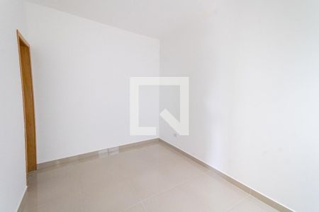 Suíte de casa de condomínio para alugar com 2 quartos, 60m² em Vila California, São Paulo