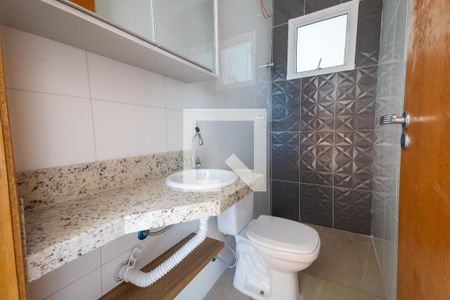 Casa de condomínio para alugar com 60m², 2 quartos e sem vaga Casa de condomínio para alugar com 60m², 2 quartos e sem vagaBanheiro