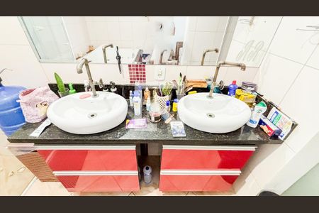 Casa à venda com 279m², 3 quartos e 4 vagas Casa à venda com 279m², 3 quartos e 4 vagasBanheiro da Suíte 3