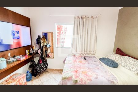 Casa à venda com 279m², 3 quartos e 4 vagas Casa à venda com 279m², 3 quartos e 4 vagasSuíte 2
