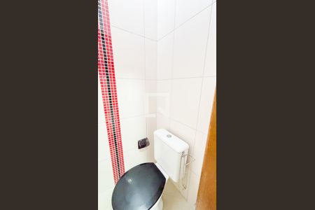 Casa à venda com 279m², 3 quartos e 4 vagas Casa à venda com 279m², 3 quartos e 4 vagasLavabo