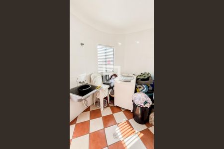 Casa à venda com 279m², 3 quartos e 4 vagas Casa à venda com 279m², 3 quartos e 4 vagasÁrea de Serviço