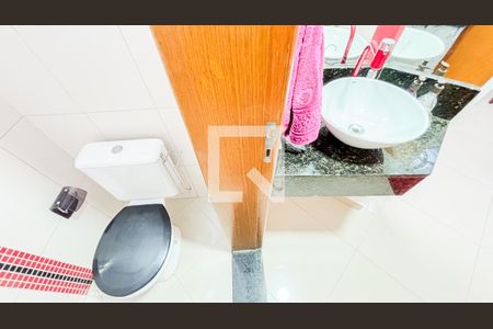 Casa à venda com 279m², 3 quartos e 4 vagas Casa à venda com 279m², 3 quartos e 4 vagasLavabo