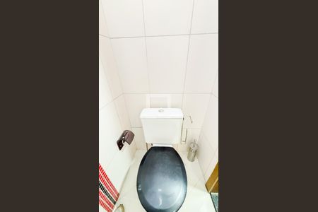 Casa à venda com 279m², 3 quartos e 4 vagas Casa à venda com 279m², 3 quartos e 4 vagasLavabo