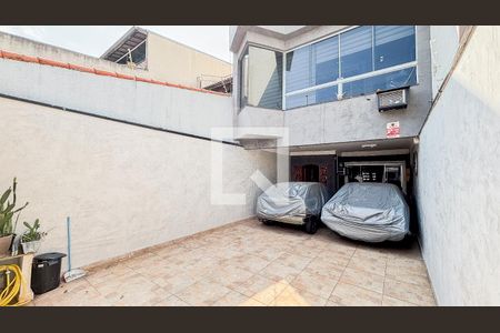 Casa à venda com 279m², 3 quartos e 4 vagas Casa à venda com 279m², 3 quartos e 4 vagasGaragem