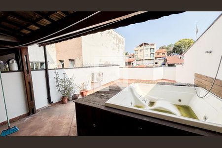Casa à venda com 279m², 3 quartos e 4 vagas Casa à venda com 279m², 3 quartos e 4 vagasCobertura