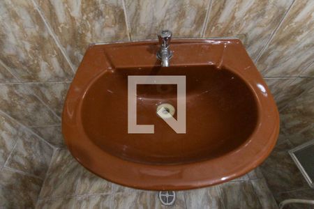 Casa para alugar com 50m², 2 quartos e sem vagaBanheiro da Suíte