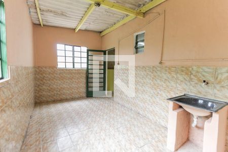 Casa para alugar com 50m², 2 quartos e sem vagaÁrea de Serviço