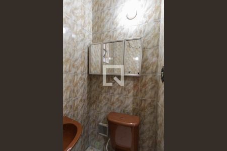 Casa para alugar com 50m², 2 quartos e sem vagaBanheiro da Suíte