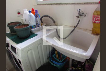 Apartamento à venda com 75m², 2 quartos e 2 vagasÁrea de Serviço