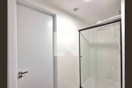 Banheiro de apartamento para alugar com 2 quartos, 37m² em Lapa de Baixo, São Paulo