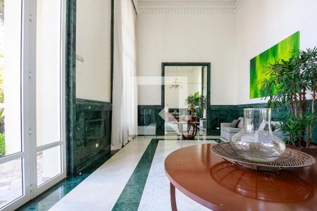 Apartamento à venda com 250m², 4 quartos e 6 vagasHall Social