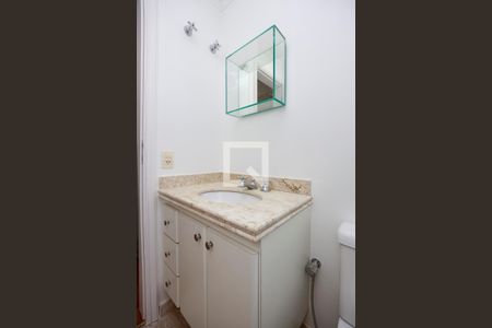 Apartamento à venda com 250m², 4 quartos e 6 vagasSuíte 3 - Banheiro