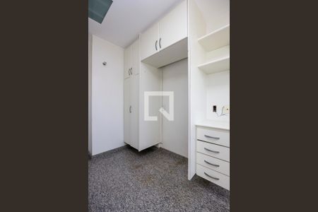 Apartamento à venda com 250m², 4 quartos e 6 vagasCozinha