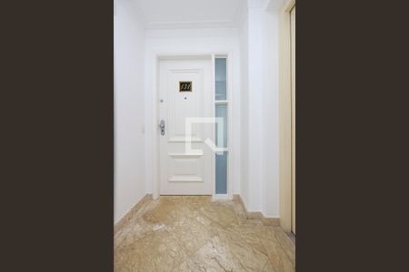 Apartamento à venda com 250m², 4 quartos e 6 vagasHall Privativo