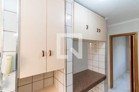 Apartamento à venda com 47m², 2 quartos e 1 vagaCozinha - Armários