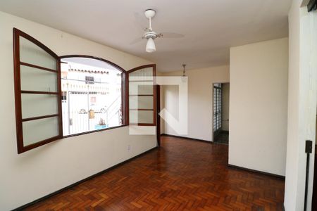 Sala de casa para alugar com 3 quartos, 180m² em Portuguesa, Rio de Janeiro
