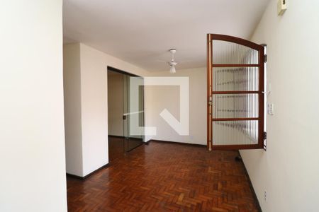 Sala de casa para alugar com 3 quartos, 180m² em Portuguesa, Rio de Janeiro