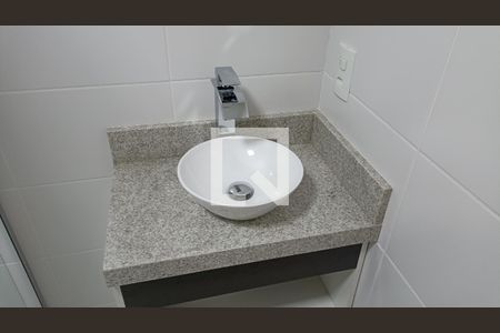 Banheiro de kitnet/studio à venda com 1 quarto, 20m² em Alto do Ipiranga, São Paulo