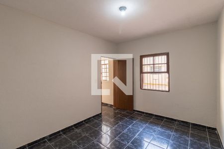 Quarto 1 de casa para alugar com 1 quarto, 50m² em Cidade Antônio Estevão de Carvalho, São Paulo
