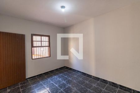 Quarto 1 de casa para alugar com 1 quarto, 50m² em Cidade Antônio Estevão de Carvalho, São Paulo