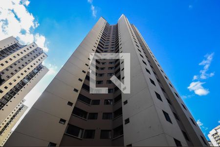 Apartamento à venda com 70m², 2 quartos e 1 vaga Apartamento à venda com 70m², 2 quartos e 1 vagaFachada