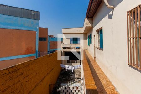 Casa à venda com 300m², 3 quartos e 3 vagas Casa à venda com 300m², 3 quartos e 3 vagasÁrea externa