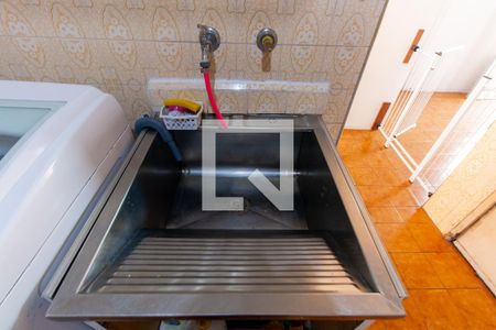 Casa à venda com 300m², 3 quartos e 3 vagas Casa à venda com 300m², 3 quartos e 3 vagasLavanderia