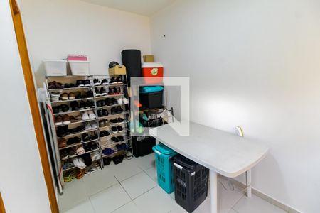 Casa para alugar com 250m², 5 quartos e 5 vagas Casa para alugar com 250m², 5 quartos e 5 vagasQuarto de Serviço