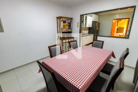 Casa para alugar com 250m², 5 quartos e 5 vagas Casa para alugar com 250m², 5 quartos e 5 vagasCopa