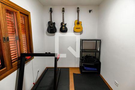 Casa para alugar com 250m², 5 quartos e 5 vagas Casa para alugar com 250m², 5 quartos e 5 vagasQuarto 2