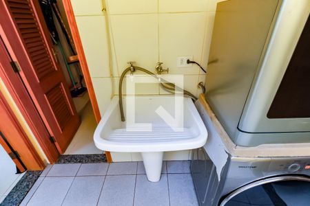 Casa para alugar com 250m², 5 quartos e 5 vagas Casa para alugar com 250m², 5 quartos e 5 vagasDetalhe da area de serviço