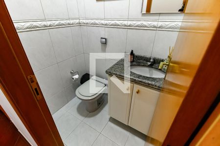 Lavabo  de casa para alugar com 5 quartos, 250m² em Vila Sonia, São Paulo