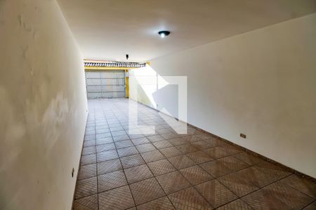 Casa para alugar com 250m², 5 quartos e 5 vagas Casa para alugar com 250m², 5 quartos e 5 vagasGaragem
