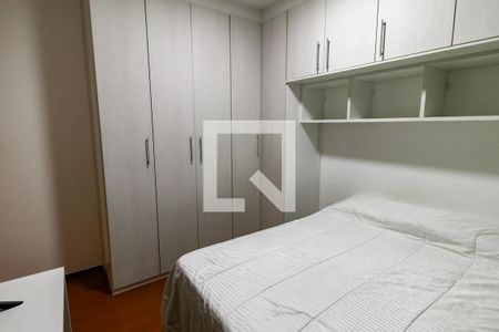 Casa para alugar com 250m², 5 quartos e 5 vagas Casa para alugar com 250m², 5 quartos e 5 vagasSuíte 2 - armários