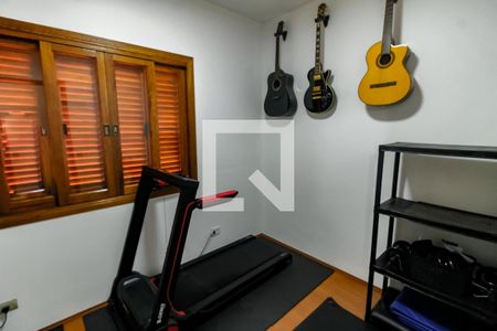 Casa para alugar com 250m², 5 quartos e 5 vagas Casa para alugar com 250m², 5 quartos e 5 vagasQuarto 2