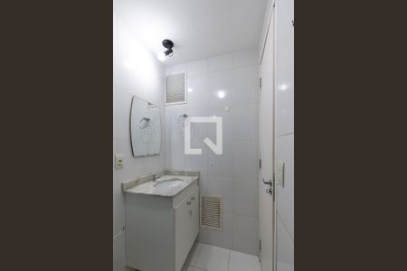 Banheiro da Suíte de apartamento à venda com 2 quartos, 69m² em Partenon, Porto Alegre