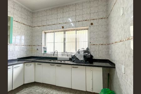 Casa para alugar com 179m², 3 quartos e 2 vagas Casa para alugar com 179m², 3 quartos e 2 vagasCozinha