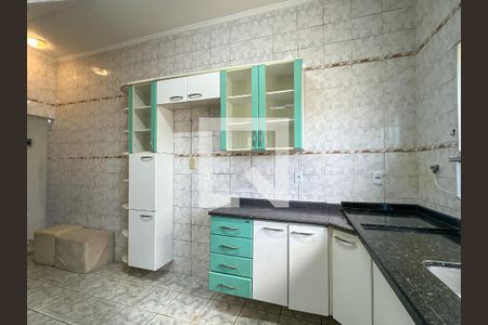 Casa para alugar com 179m², 3 quartos e 2 vagas Casa para alugar com 179m², 3 quartos e 2 vagasCozinha