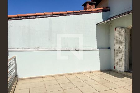 Casa para alugar com 179m², 3 quartos e 2 vagas Casa para alugar com 179m², 3 quartos e 2 vagasVaranda